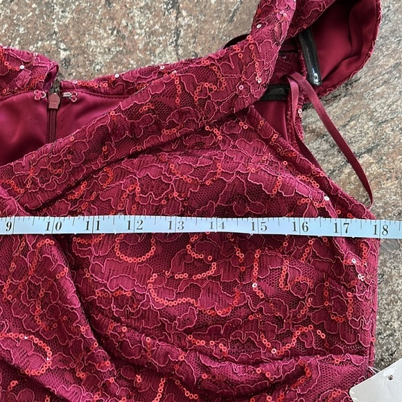 NWT Marina Burgundy Sequin Lace Floral Sheath Cap Sleeve Cocktail Dress Size 14 - Picture 6 of 14